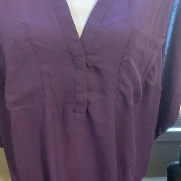 Torrid 3/4 Sleeve V-neck Purple Harper Blouse NWT - Picture 2 of 3